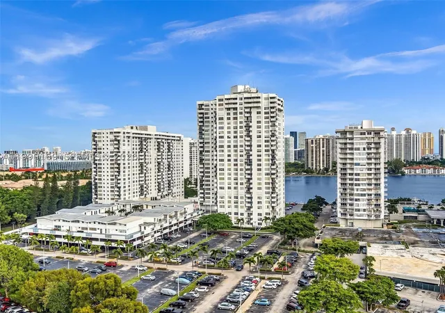 Photo 2 of Condo for sale at 2780 Ne 183rd St #1802, Aventura, FL 33160 | MLS# A11999169 | Listing updated on 2026-09-29