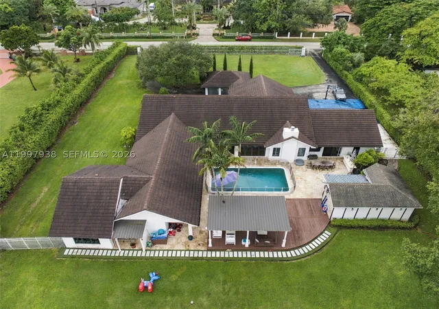 Photo 1 of Single family home for sale at 11301 Sw 95th St, Miami, FL 33176 | MLS# A11997938 | Listing updated on 2026-09-29