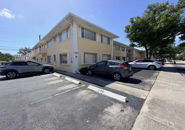 Homes for sale in Fort Lauderdale, FL | 5820 Ne 22nd Wy #629, Fort Lauderdale, FL 33308 | MLS# B26014769