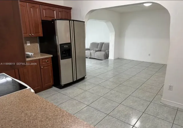 4th image of 9021 Sw 30Th Ter, Miami, FL 33165 | MLS# A11999819