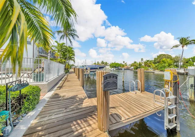 34th image of 1327 Se 3rd Ave, Pompano Beach, FL 33060 | MLS# B26014822