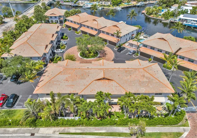 4th image of 1327 Se 3Rd Ave, Pompano Beach, FL 33060 | MLS# B26014822