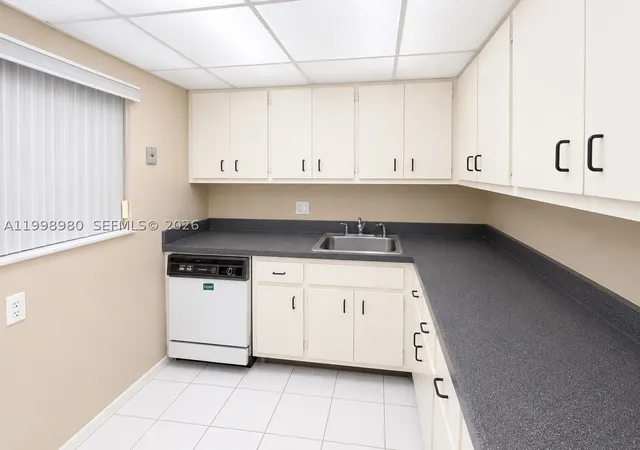 2nd image of 7787 Sw 86Th St #E-206, Miami, FL 33143 | MLS# A11998980