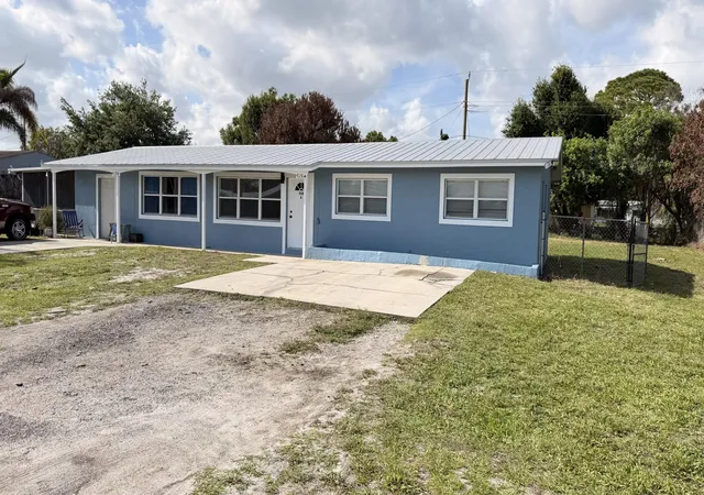 2nd image of 928 Fra Mar Pl #2, Fort Pierce, FL 34982 | MLS# B26014879