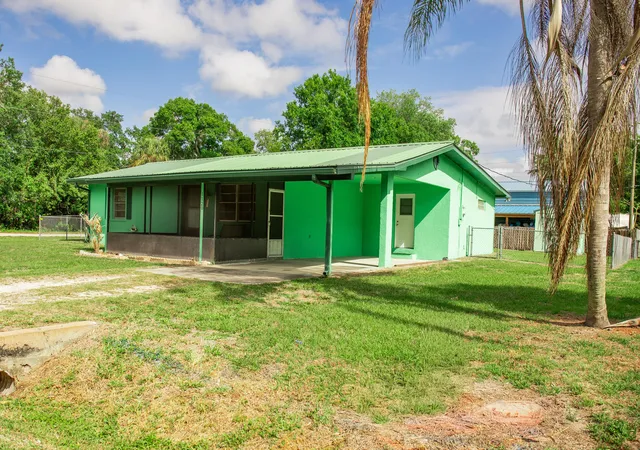 2nd image of 1120 Sw 8th Ct, Okeechobee, FL 34974 | MLS# B26014960