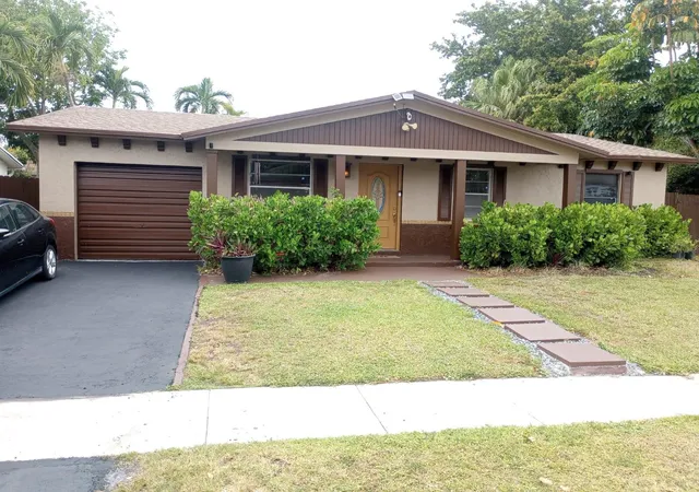 Homes for sale in North Lauderdale, FL | 8241 Sw 4th Ct, North Lauderdale, FL 33068 | MLS# B26014992
