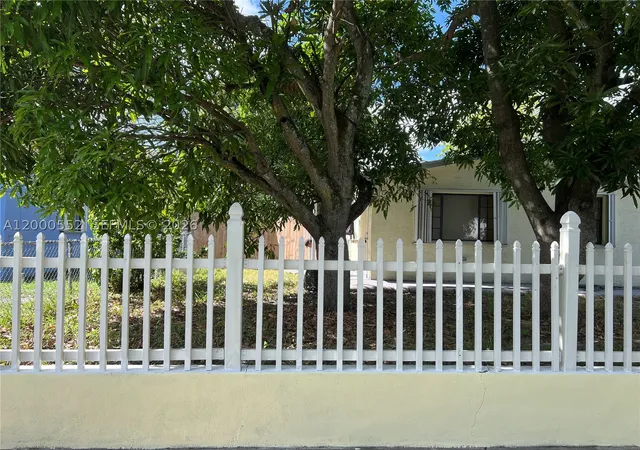 18th image of 931 Nw 34th Way, Lauderhill, FL 33311 | MLS# A12000552