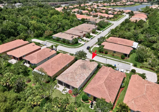 Homes for sale in Vero Beach, FL | 6188 Dorchester Wy, Vero Beach, FL 32966 | MLS# B26015131