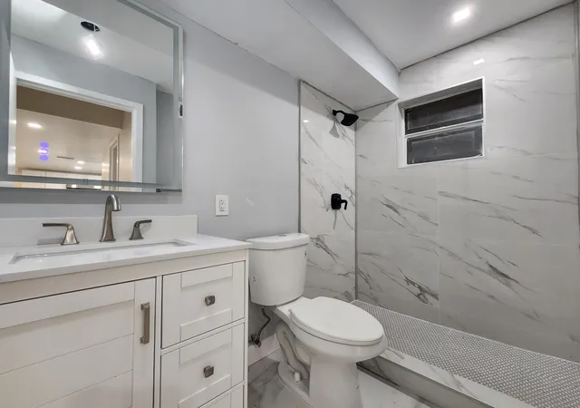Homes for sale in Plantation, FL | 485 N Pine Island Rd #204a, Plantation, FL 33324 | MLS# B26015135