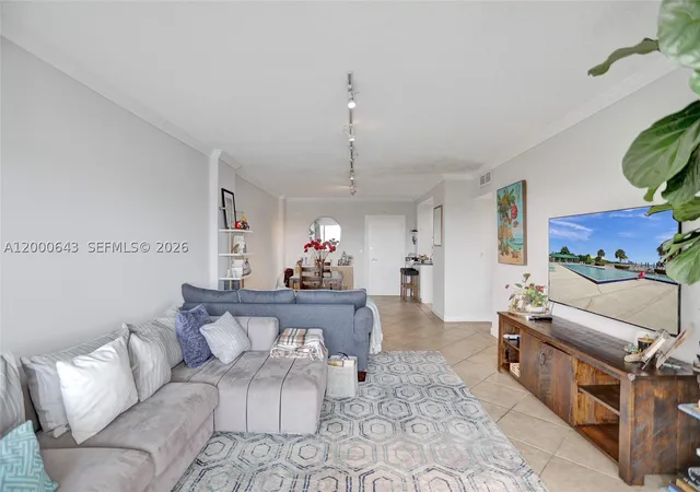 Photo 4 of Condo for sale at 300 Bayview Dr #PH10, Sunny Isles Beach, FL 33160 | MLS# A12000643 | Listing updated on 2026-04-14