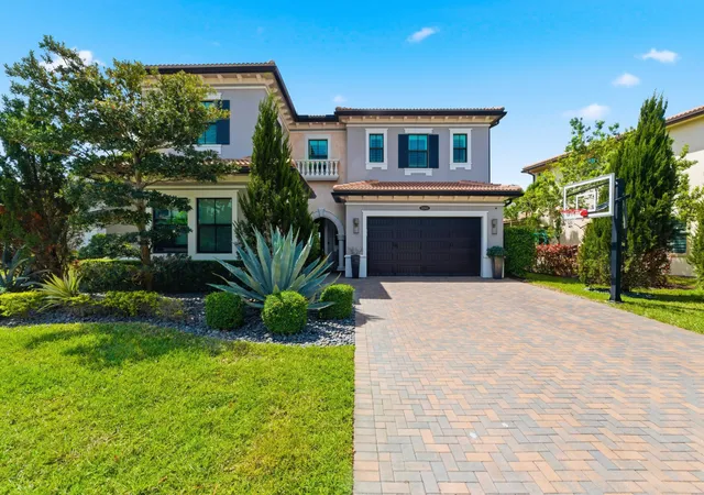 Homes for sale in Parkland, FL | 11560 Horizon Rd, Parkland, FL 33076 | MLS# B26015161
