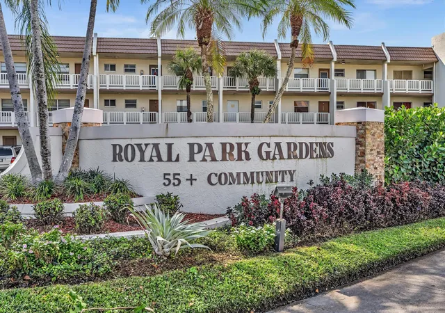 Homes for sale in Margate, FL | 6670 Royal Palm Blvd, Margate, FL 33063