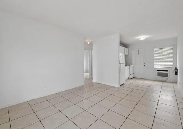 Homes for sale in Riviera Beach, FL | 1172 W 34Th St, Riviera Beach, FL 33404