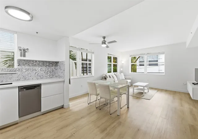 Listing Photo 2 - Condo for sale in building located at 1550 Drexel Ave, Miami Beach, FL 33139 - Unit #207