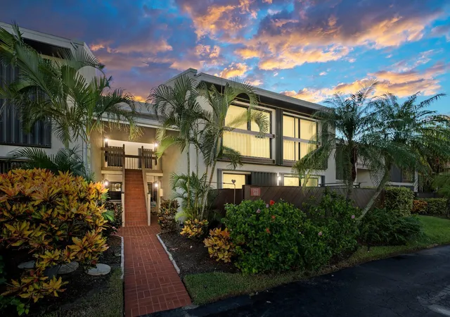 1st image of 3225 S Lakeview Cir #22-202, Fort Pierce, FL 34949 | MLS# B26015326