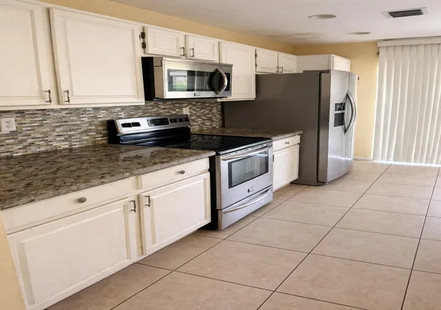 Homes for sale in Boca Raton, FL | 5302 Sapphire Vly, Boca Raton, FL 33486 | MLS# B26015329