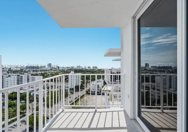 Homes for sale in Miami Beach, FL | 1228 West Ave, Miami Beach, FL 33139 | Houzeo