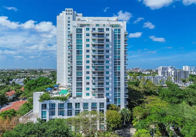 Listing Photo 1 - Condo for sale in building located at 1861 NW S River Dr, Aventura, FL 33125 - Unit #2006
