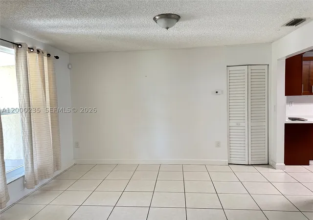 4th image of 17335 Sw 108Th Ct, Miami, FL 33157 | MLS# A12000235