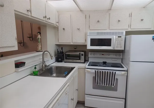 Homes for sale in Pompano Beach, FL | 1391 S Ocean Blvd #105, Pompano Beach, FL 33062 | MLS# B26015713