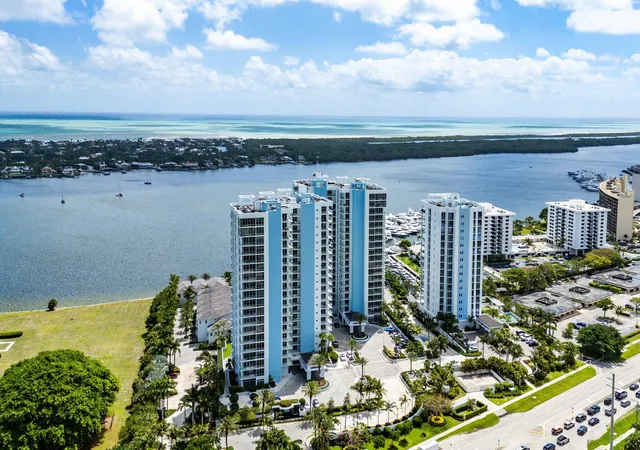 3rd image of 2 Water Club Wy #403, North Palm Beach, FL 33408 | MLS# B26015798