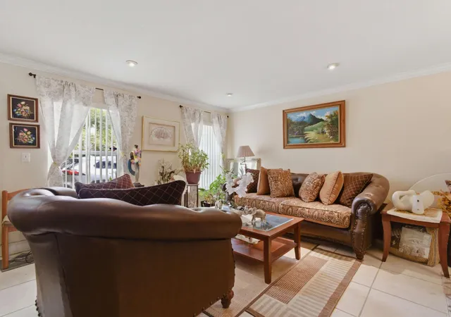 Homes for sale in Coral Springs, FL | 3920 Woodside Dr #Apt 11, Coral Springs, FL 33065 | MLS# B26015844