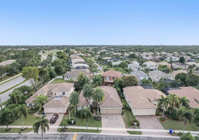 Homes for sale in Royal Palm Beach, FL | 2903 Fontana Ln, Royal Palm Beach, FL 33411 | MLS# B26015848