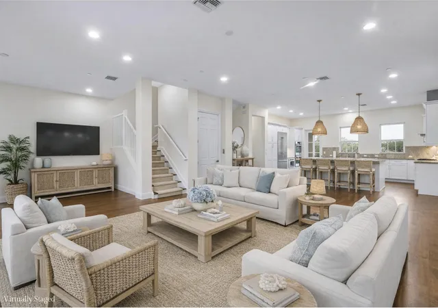 3rd image of 144 Tierra Ln #11, Jupiter, FL 33477 | MLS# B26016042