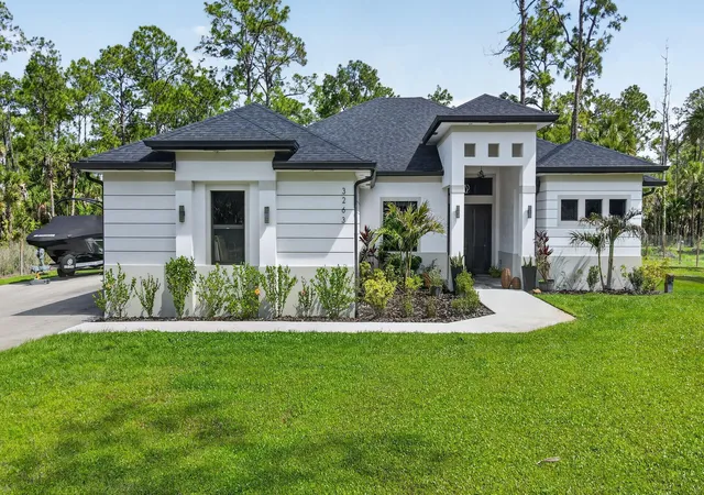 1st image of 3263 Se 40th Ave Ave Se, Naples, FL 34117 | MLS# B26016078