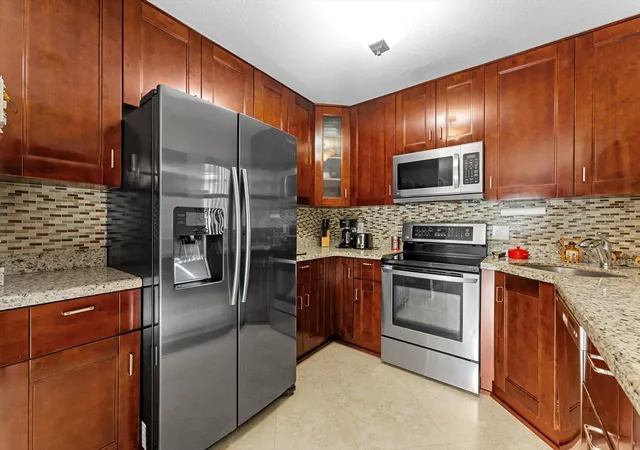 5th image of 2969 Carambola Cir S, Coconut Creek, FL 33066 | MLS# B26016160