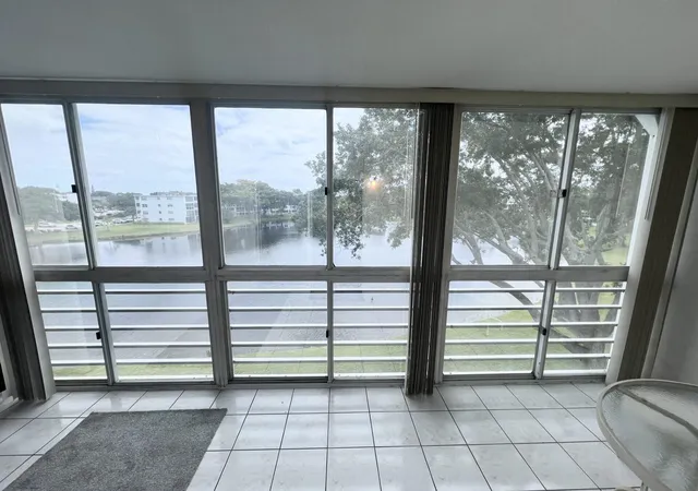 Homes for sale in Deerfield Beach, FL | 4116 Cambridge E, Deerfield Beach, FL 33442 | MLS# B26016196