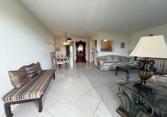 Homes for sale in Deerfield Beach, FL | 4116 Cambridge E, Deerfield Beach, FL 33442 | MLS# B26016196