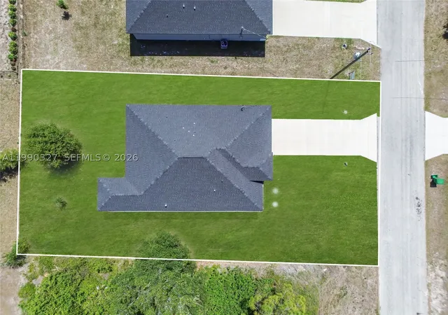 4th image of 6208 Forest Court, La Belle, FL 33935 | MLS# A11990327