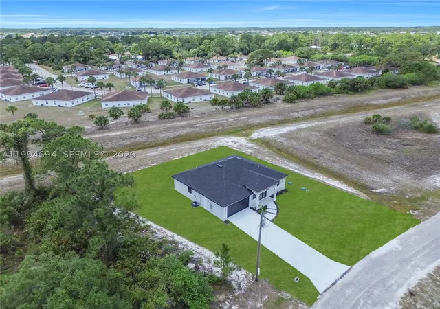 5th image of 6045 Kumquat Cir, La Belle, FL 33935 | MLS# A11994694