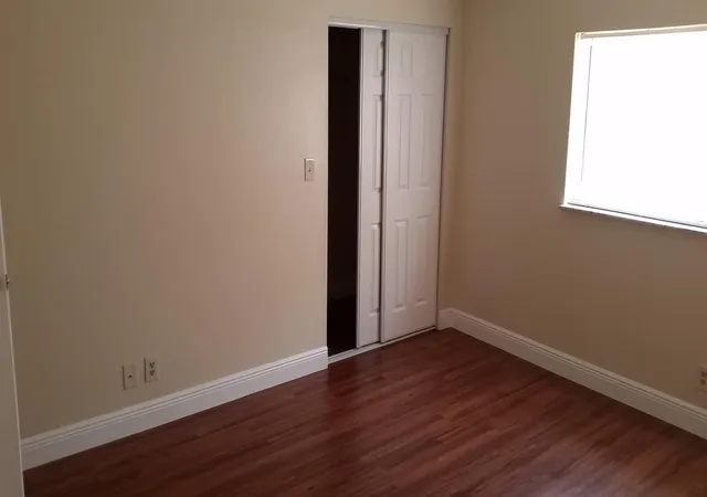4th image of 5323 Nw 27Th St, Lauderhill, FL 33313