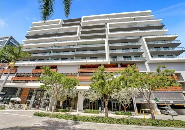 3rd image of 2960 Ne 207Th St #1205, Aventura, FL 33180 | MLS# A12002339