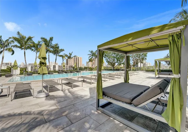 4th image of 2960 Ne 207Th St #1205, Aventura, FL 33180 | MLS# A12002339