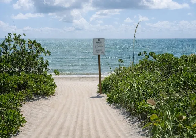 29th image of 77 Crandon Blvd #3C, Key Biscayne, FL 33149 | MLS# A12002446