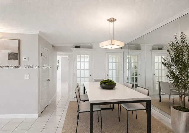 2nd image of 77 Crandon Blvd #3C, Key Biscayne, FL 33149 | MLS# A12002446