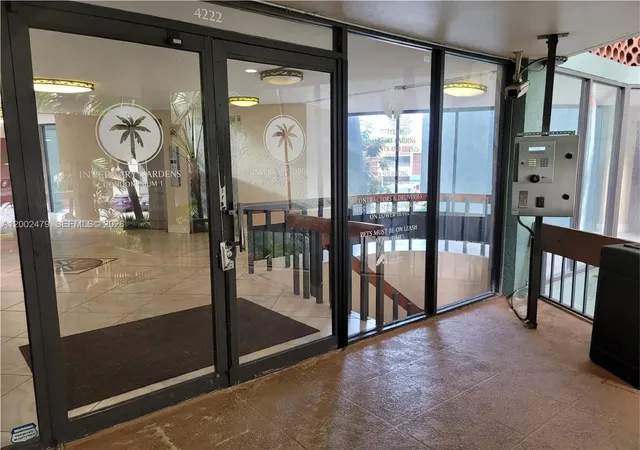 4th image of 4222 Inverrary Blvd, Lauderhill, FL 33319