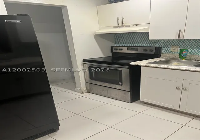 Photo 3 of Single family home for sale at 600 Nw 19Th St, Pompano Beach, FL 33060 | MLS# A12002503 | Listing updated on 2026-10-07