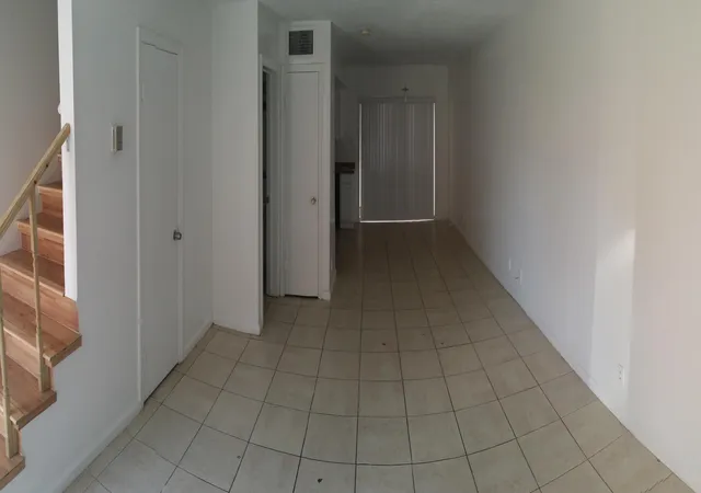 4th image of 5333 Nw 27Th St #B3, Lauderhill, FL 33313 | MLS# B26016372