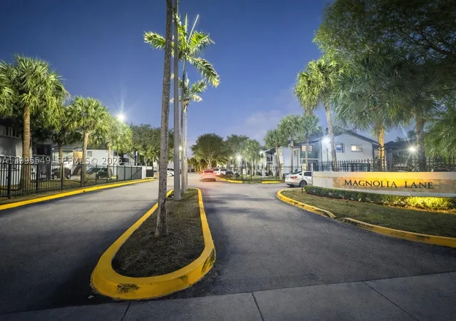 2nd image of Magnolia Lane, Miami, FL 33193