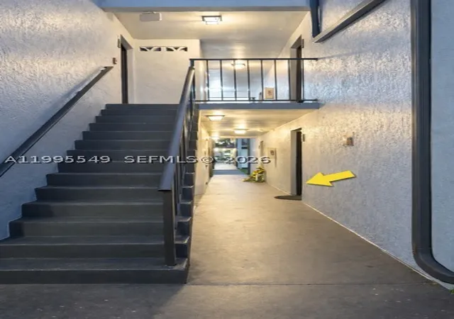 3rd image of Magnolia Lane, Miami, FL 33193