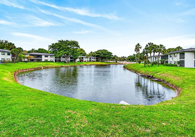 Homes for sale in Boynton Beach, FL | 35 Southport Ln #D, Boynton Beach, FL 33436 | MLS# B26016385