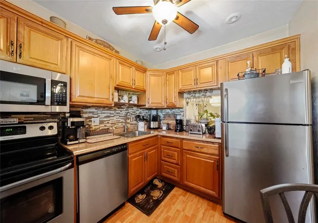 Homes for sale in Margate, FL | 551 Nw 76th Ter #208, Margate, FL 33063 | MLS# B26016408