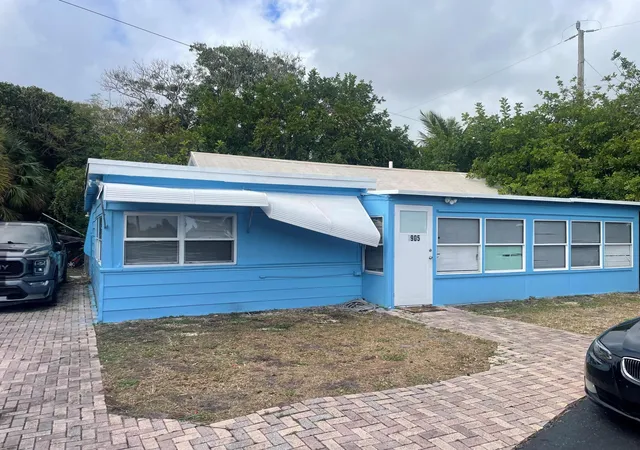 1st image of 1905 Florida St, Lake Worth Beach, FL 33460 | MLS# B26016423