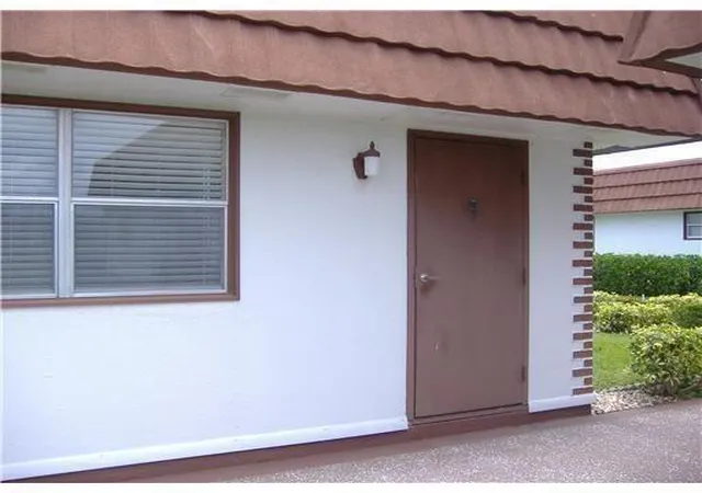 1st image of 115 Waterford E, Delray Beach, FL 33446 | MLS# B26016505