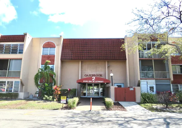 Homes for sale in North Lauderdale, FL | 8120 Sw 24th St #212, North Lauderdale, FL 33068 | MLS# B26016520
