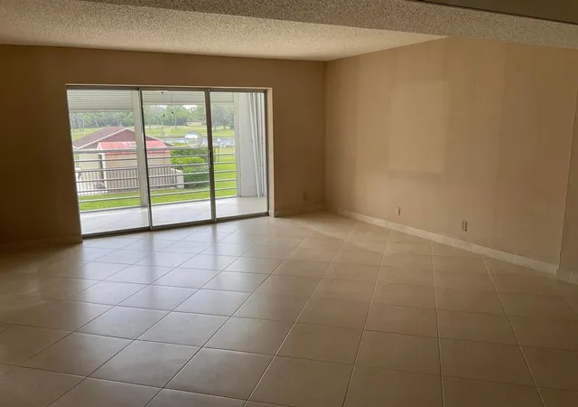 Homes for sale in Lake Worth, FL | 6768 N 10Th Ave N #209, Lake Worth, FL 33467 | MLS# B26016544